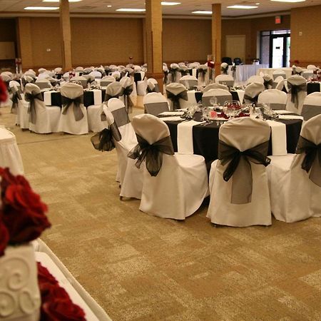Country Inn & Suites By Radisson, Lincoln North Hotel And Conference Center, Ne Ресторант снимка
