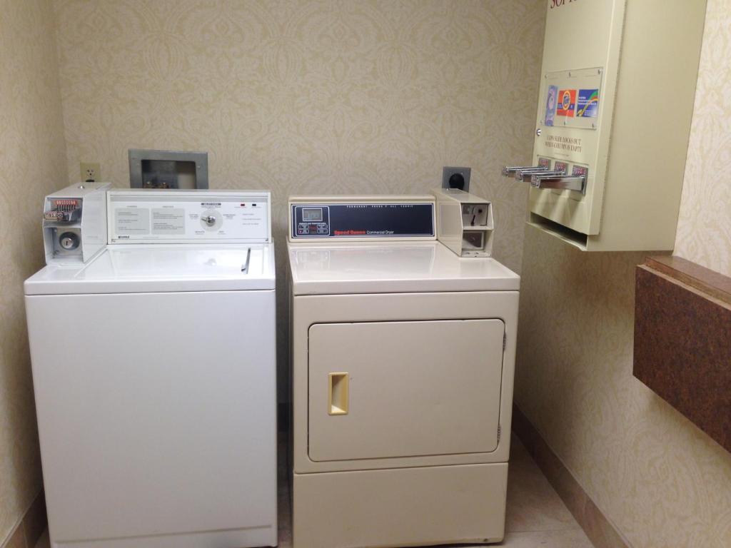 Country Inn & Suites By Radisson, Lincoln North Hotel And Conference Center, Ne Екстериор снимка